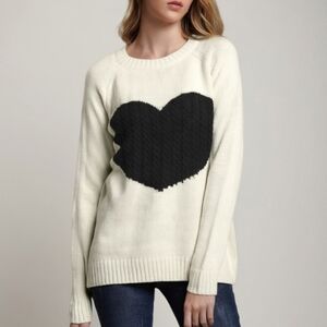 Heart Cable Knit Pullover Sweater Top Long Sleeve White Black Womens Size Large